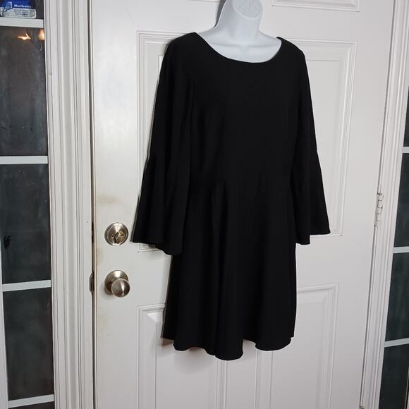 Halston Ponte Fit and Flare Bell Sleeve Dress NWOT - Picture 6 of 12